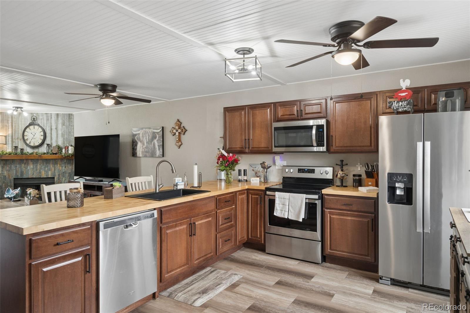 MLS Image #15 for 1874  lanka lane,colorado springs, Colorado