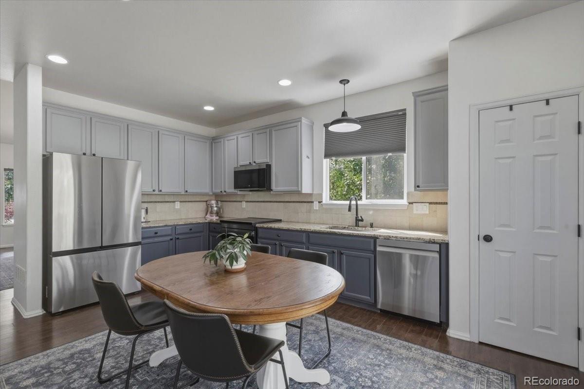 MLS Image #10 for 24669 e wyoming circle,aurora, Colorado