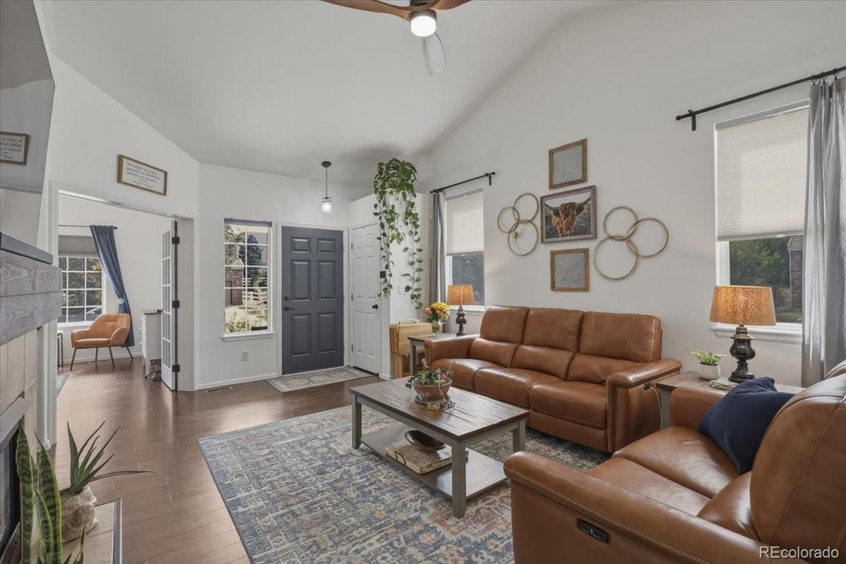 MLS Image #3 for 24669 e wyoming circle,aurora, Colorado