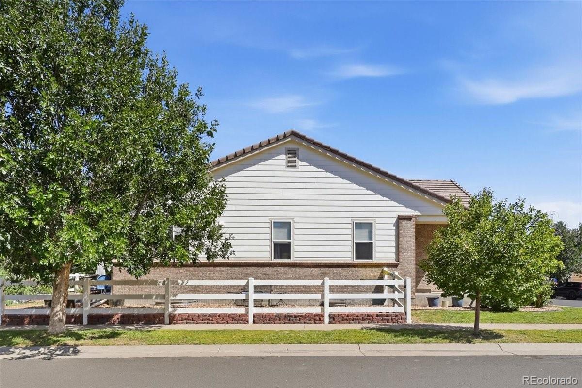 MLS Image #31 for 24669 e wyoming circle,aurora, Colorado