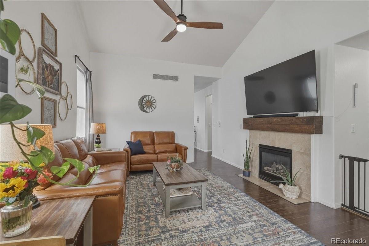MLS Image #4 for 24669 e wyoming circle,aurora, Colorado