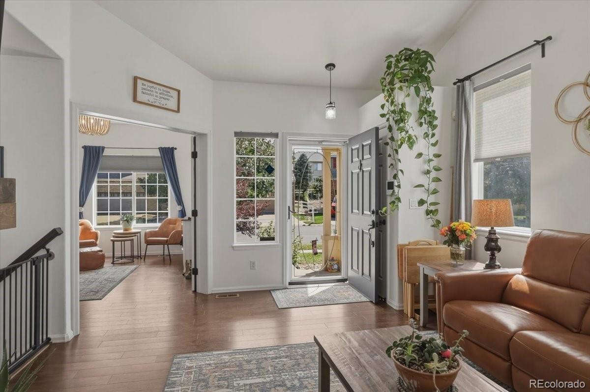 MLS Image #5 for 24669 e wyoming circle,aurora, Colorado