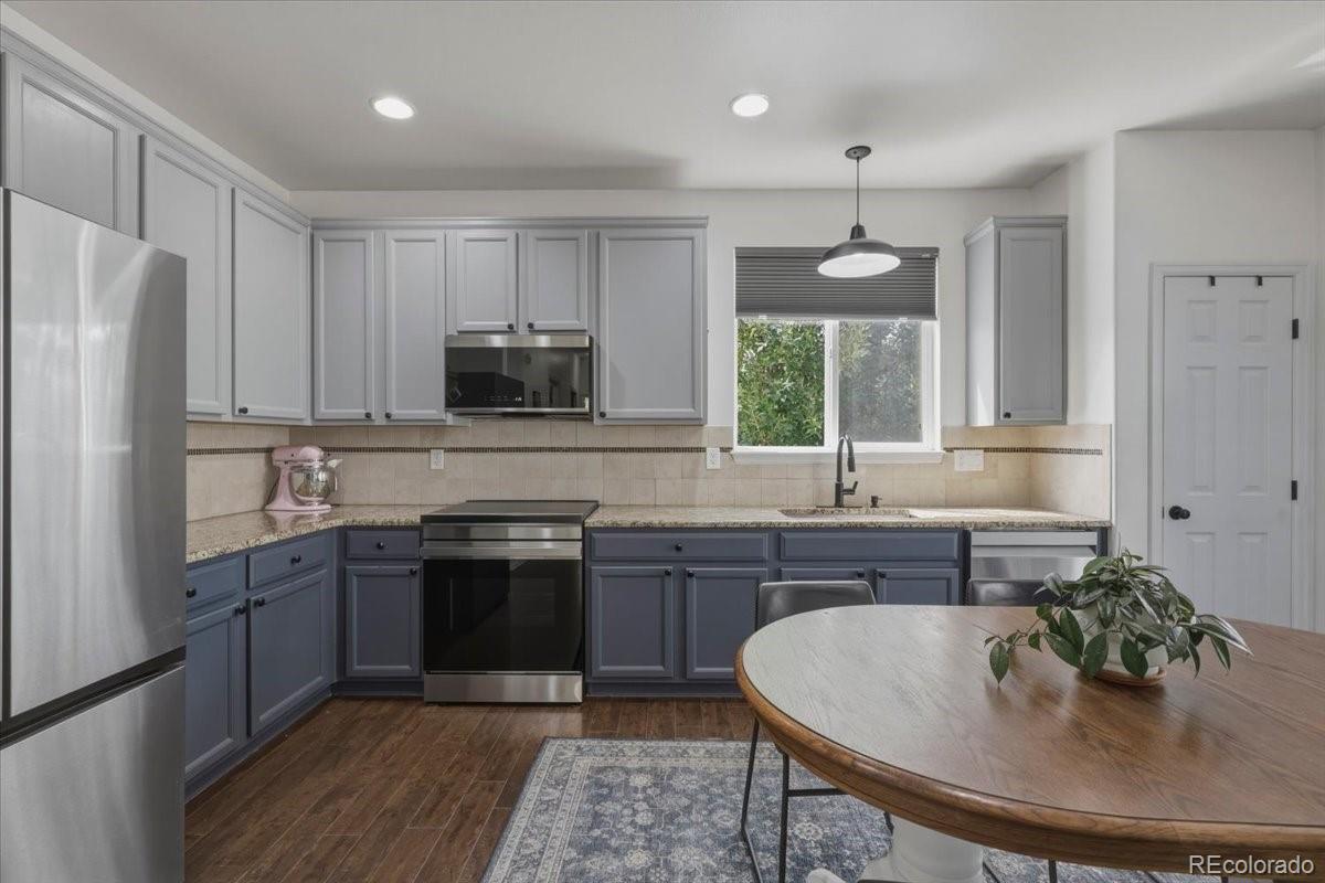 MLS Image #9 for 24669 e wyoming circle,aurora, Colorado