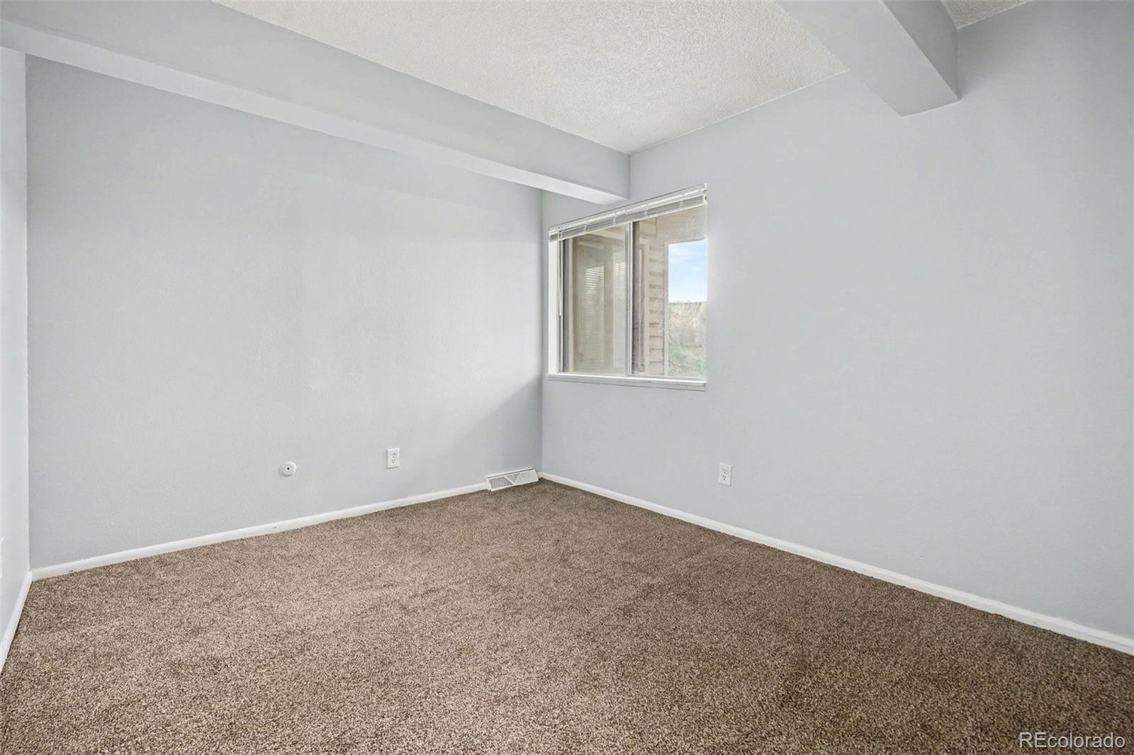 MLS Image #4 for 13657 e yale avenue,aurora, Colorado