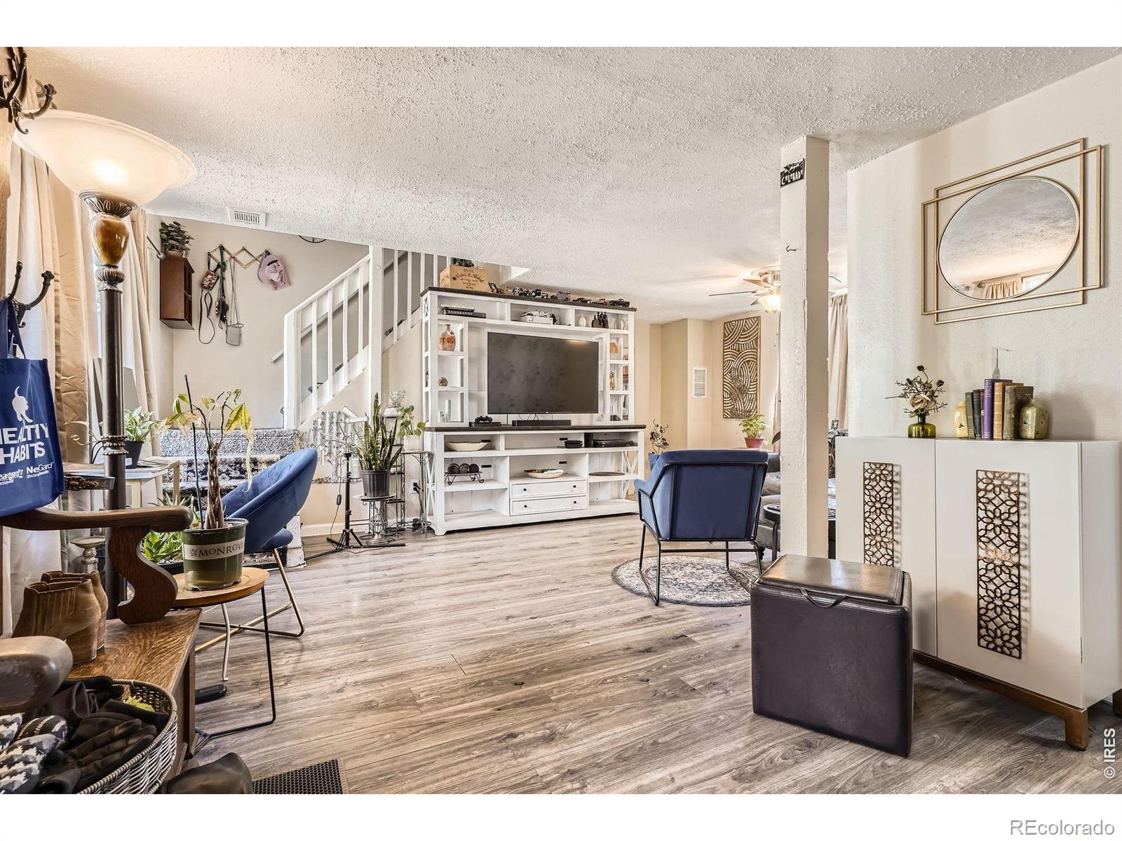 MLS Image #3 for 33  l road,golden, Colorado