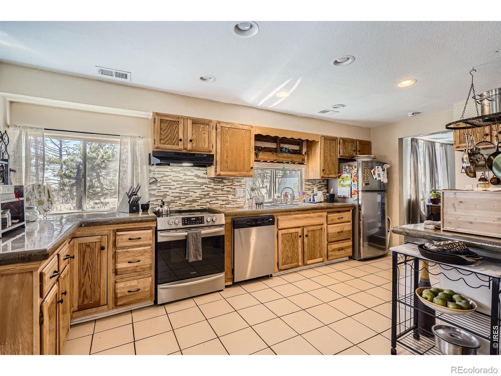 MLS Image #7 for 33  l road,golden, Colorado