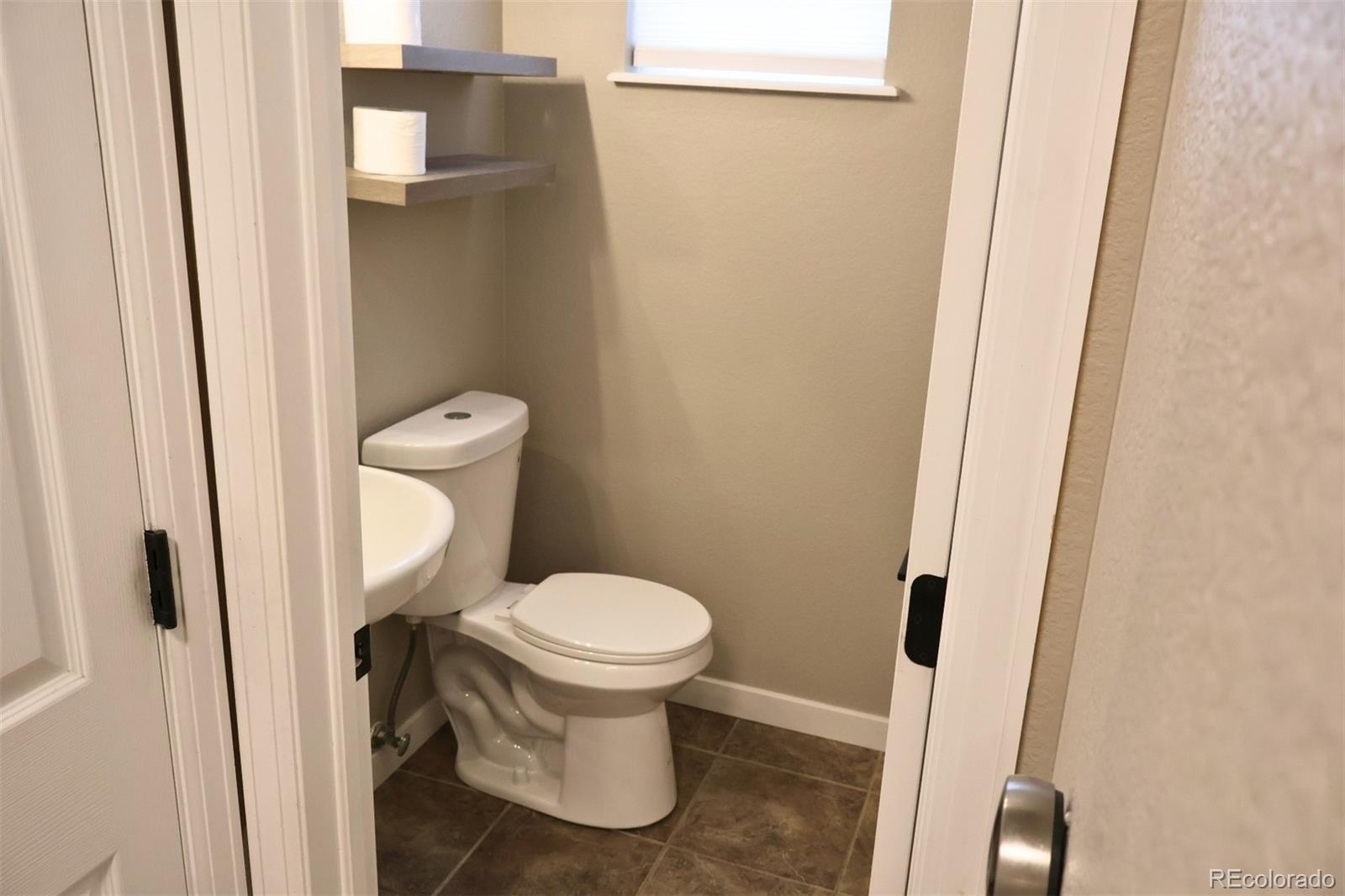 MLS Image #15 for 16149 e geddes lane,aurora, Colorado