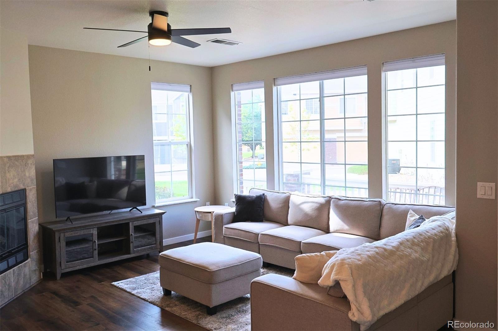 MLS Image #2 for 16149 e geddes lane,aurora, Colorado