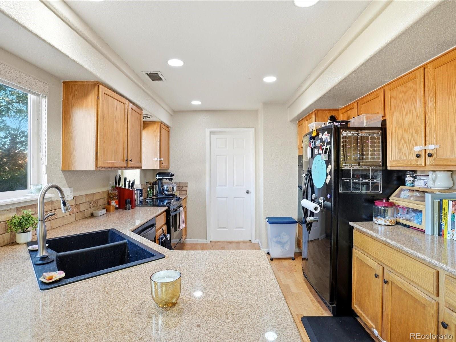 MLS Image #11 for 20000  mitchell place,denver, Colorado