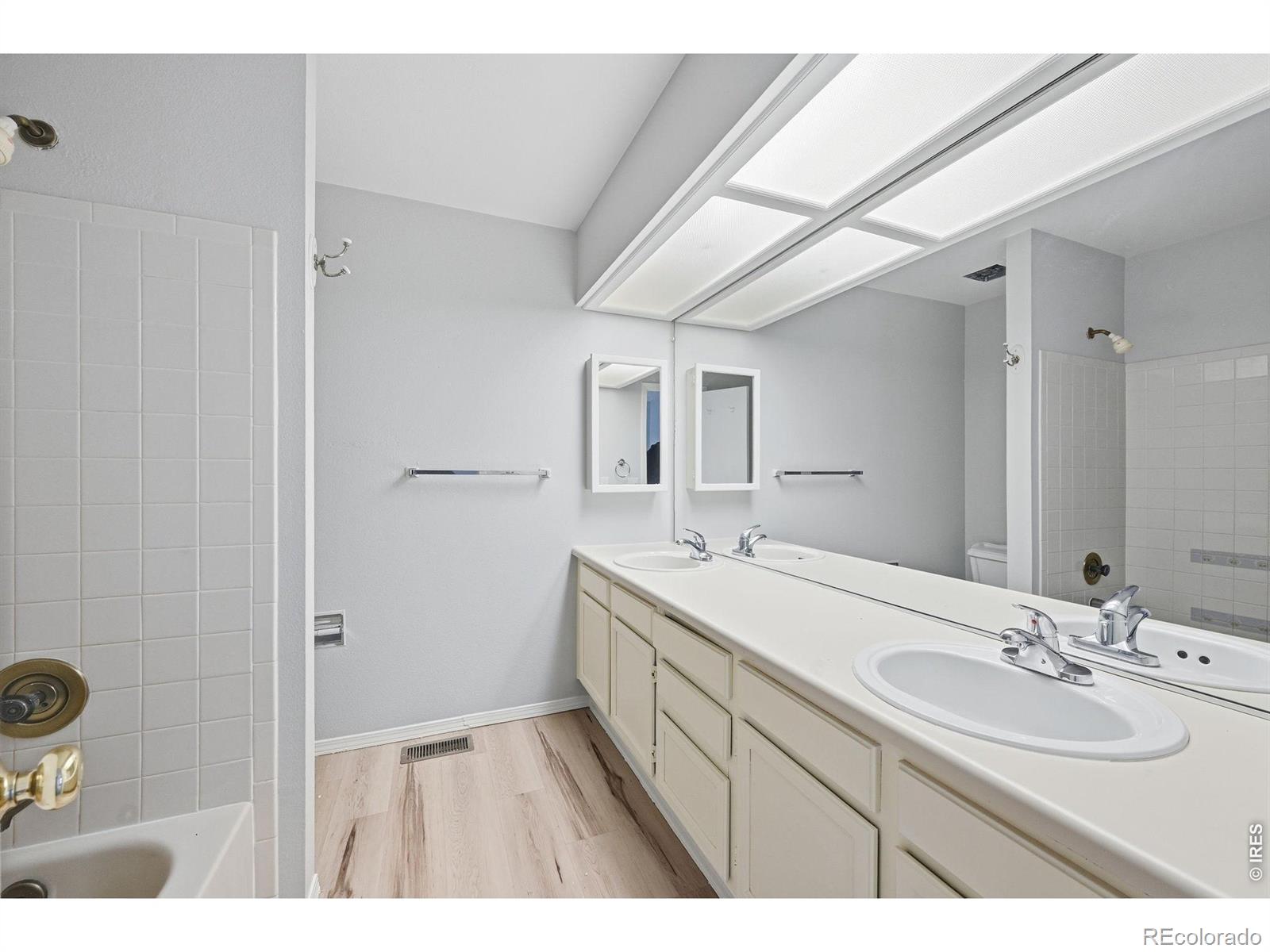 MLS Image #14 for 654 w sandbar circle,louisville, Colorado