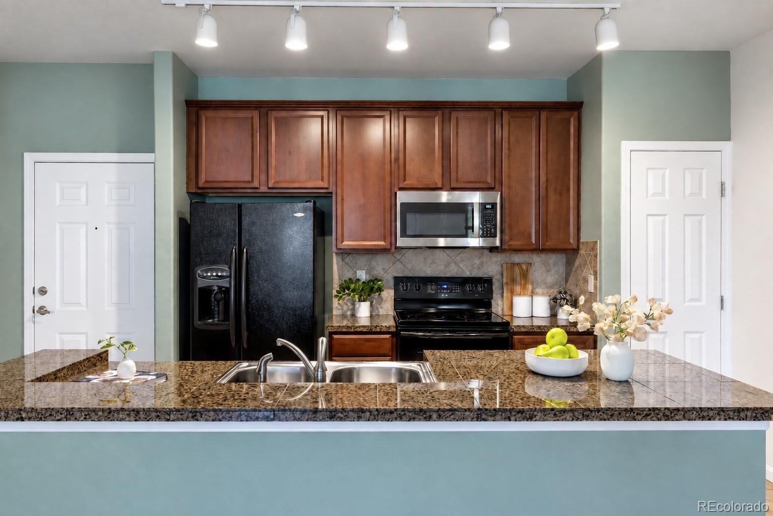 MLS Image #6 for 15470  canyon rim drive,englewood, Colorado