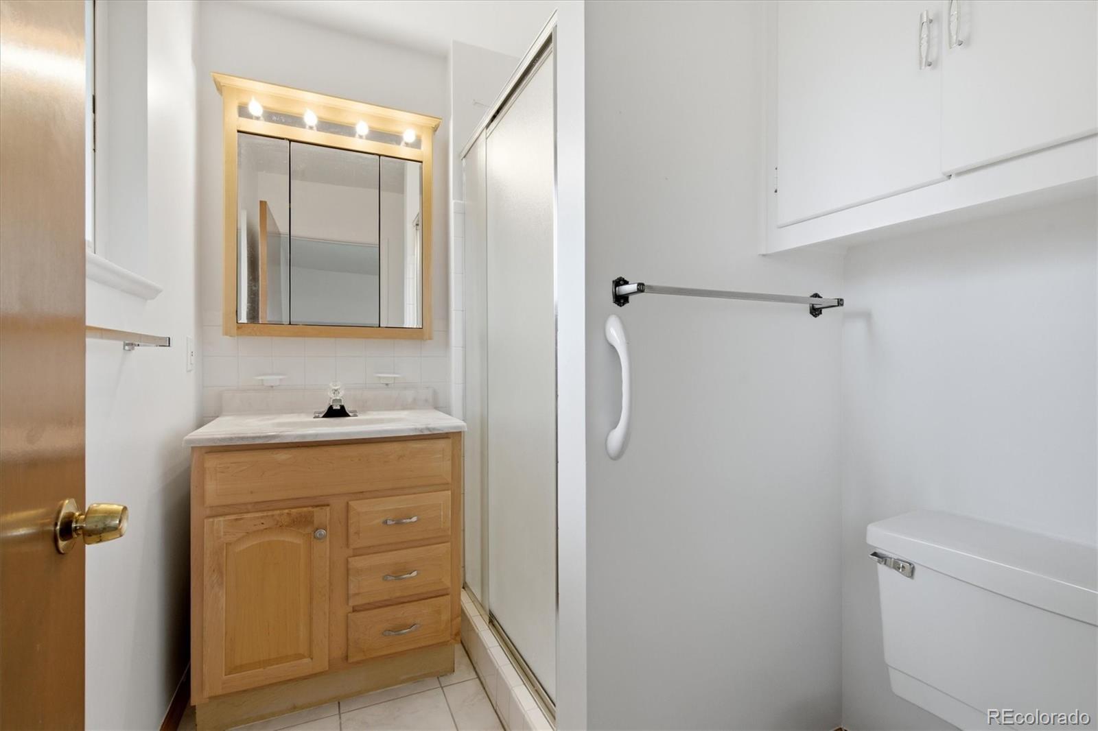MLS Image #15 for 3947 s wabash street,denver, Colorado