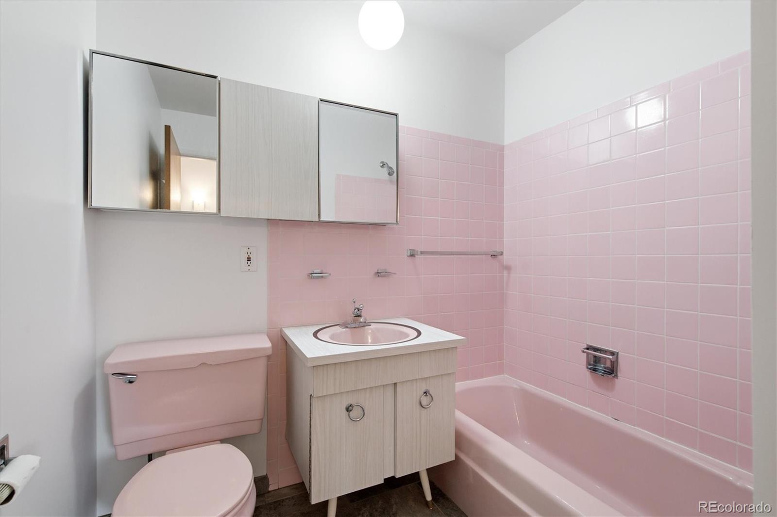 MLS Image #17 for 3947 s wabash street,denver, Colorado