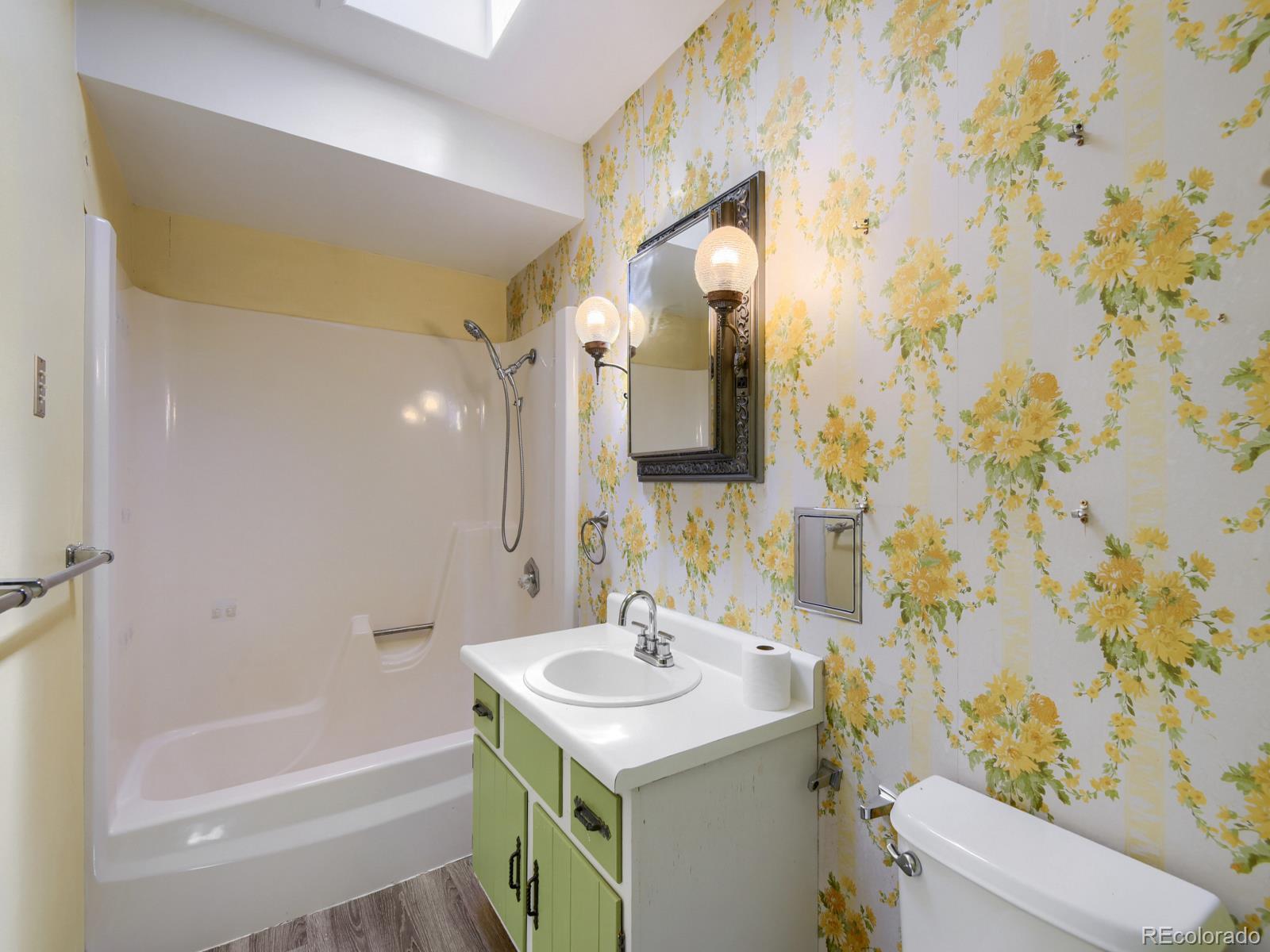 MLS Image #17 for 865 s peterson way,denver, Colorado