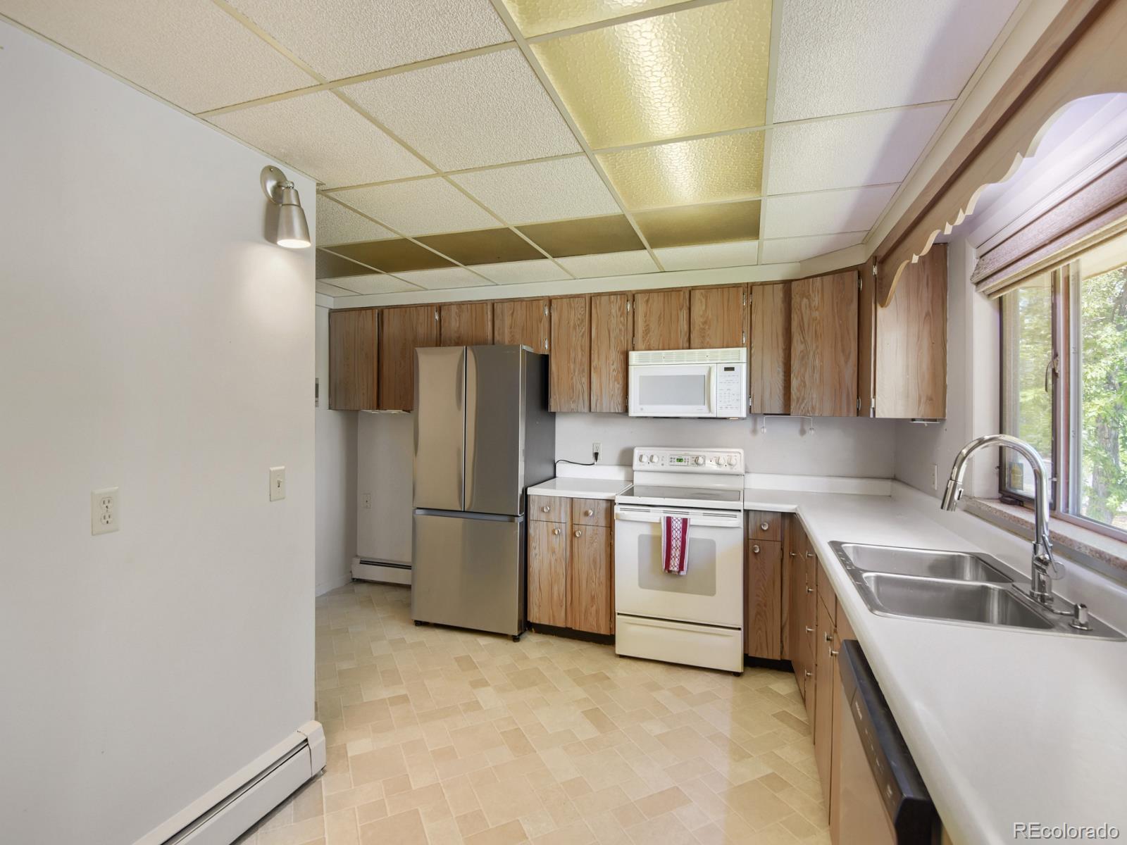 MLS Image #6 for 865 s peterson way,denver, Colorado