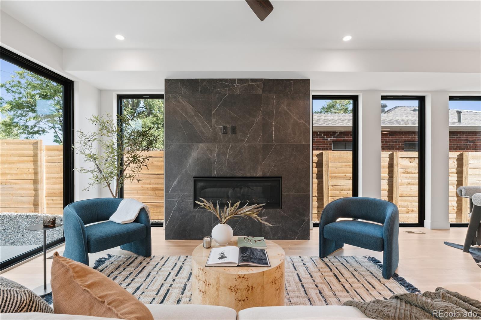 MLS Image #11 for 2362 s cherokee street,denver, Colorado