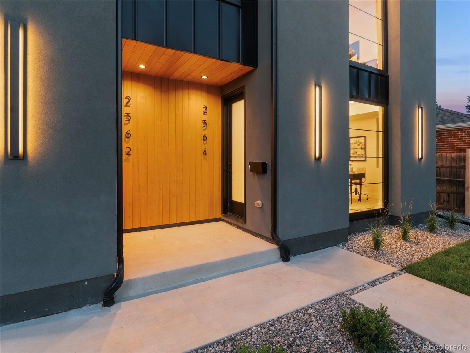 MLS Image #2 for 2362 s cherokee street,denver, Colorado