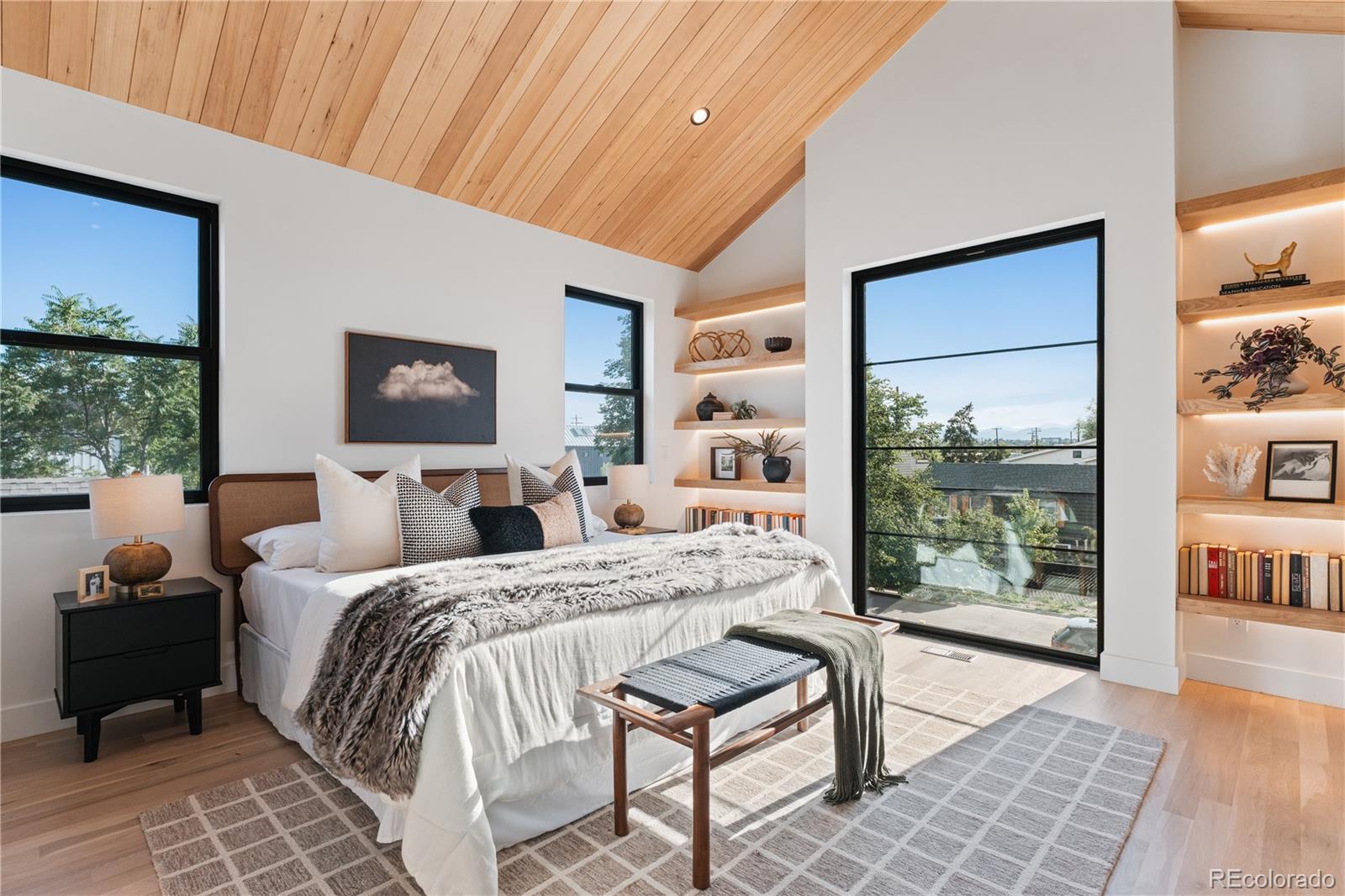 MLS Image #24 for 2362 s cherokee street,denver, Colorado