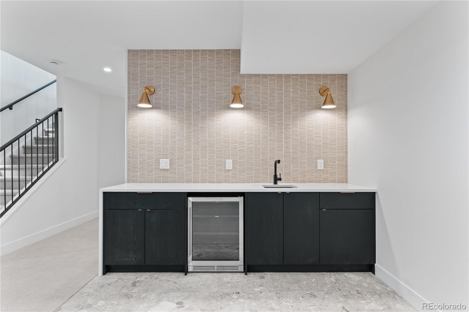 MLS Image #39 for 2362 s cherokee street,denver, Colorado