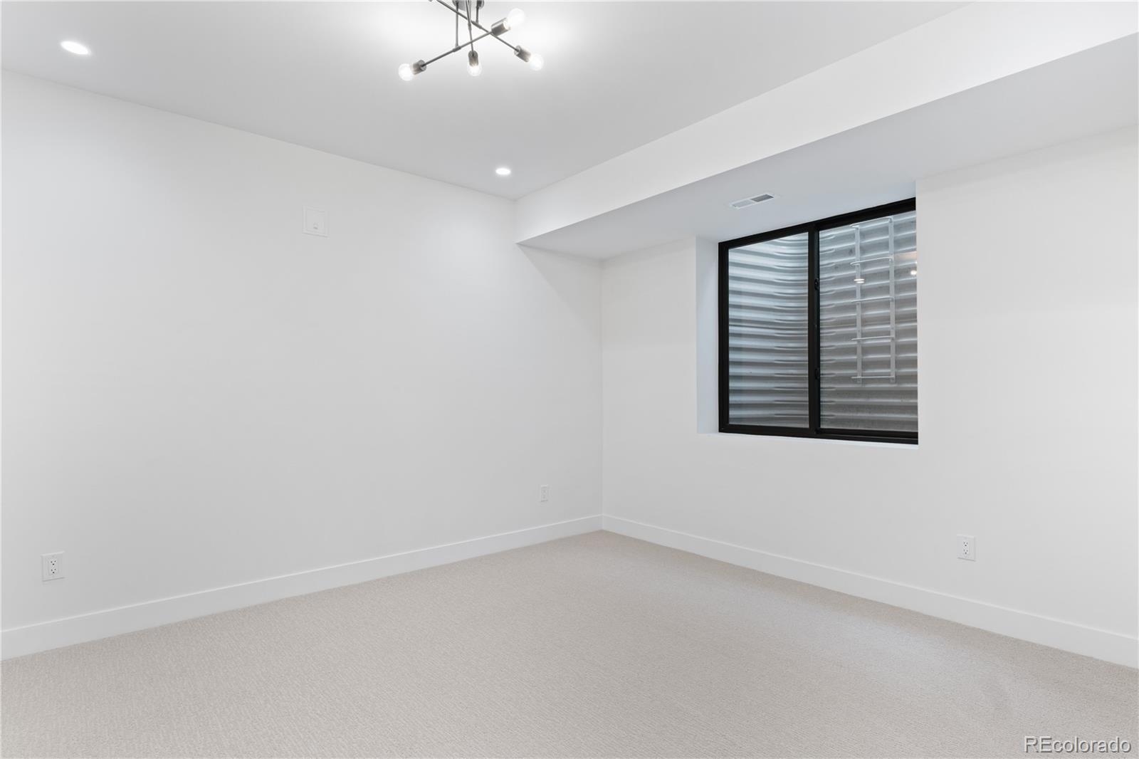 MLS Image #45 for 2362 s cherokee street,denver, Colorado
