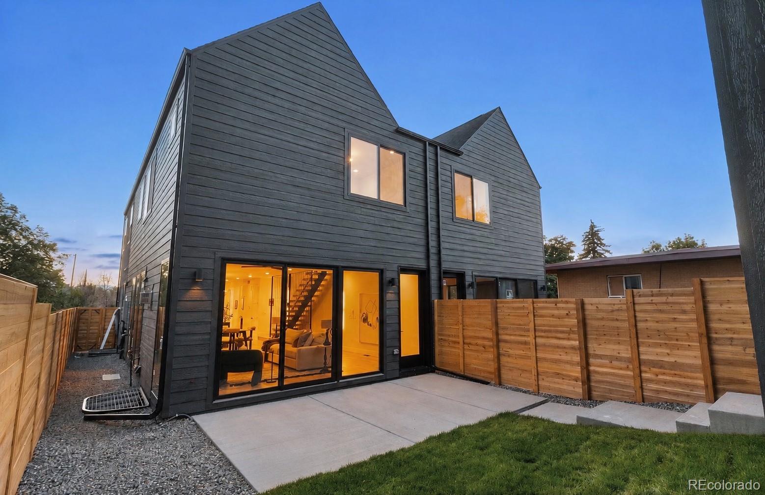 MLS Image #46 for 2362 s cherokee street,denver, Colorado