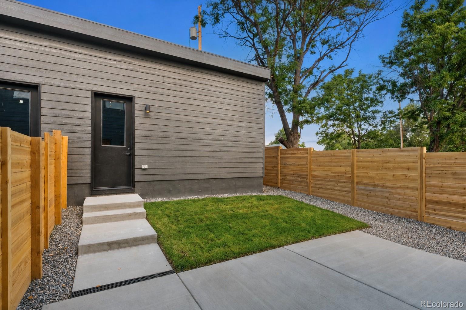 MLS Image #47 for 2362 s cherokee street,denver, Colorado