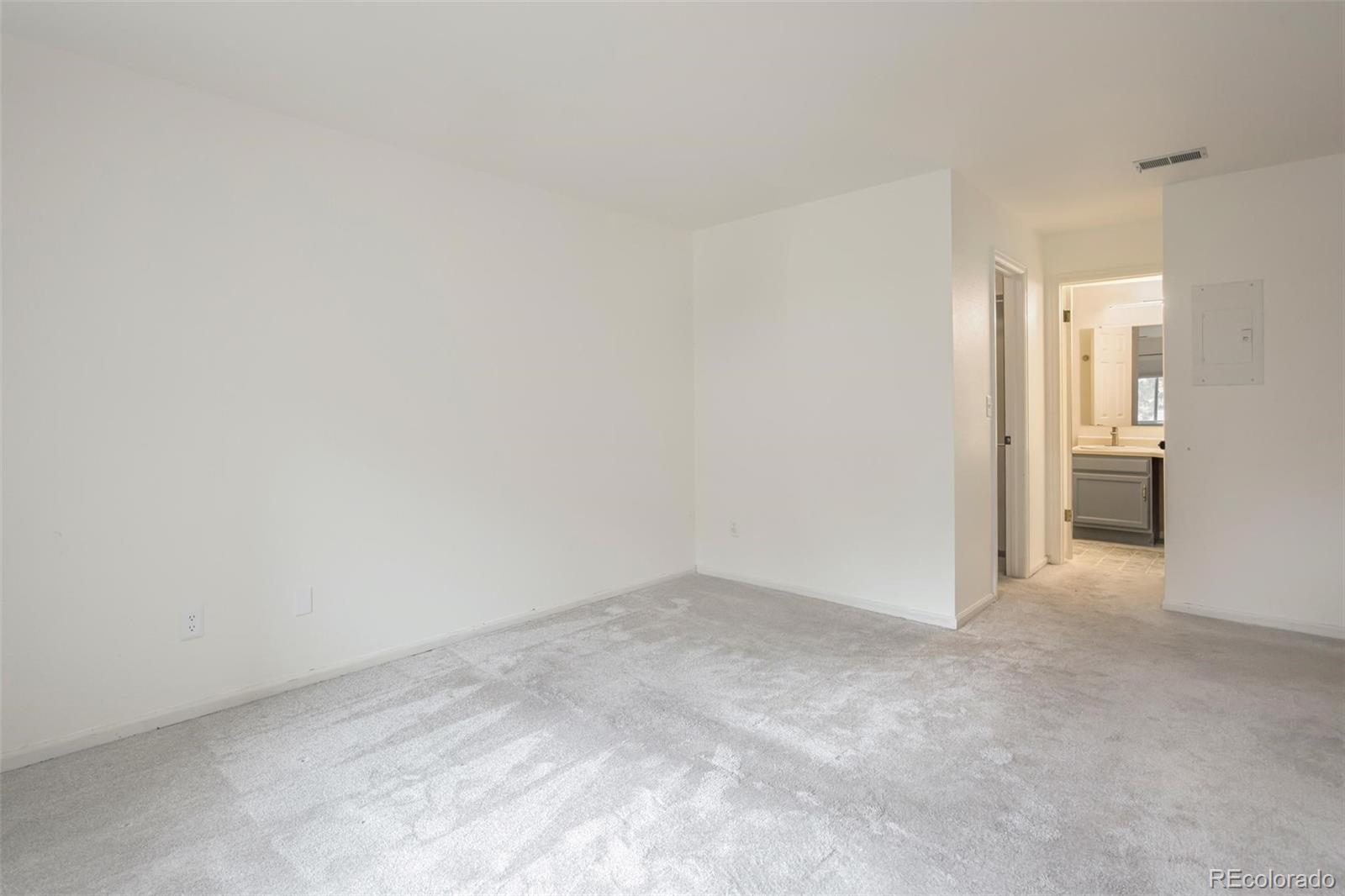 MLS Image #14 for 3600 s pierce street 5-103,denver, Colorado