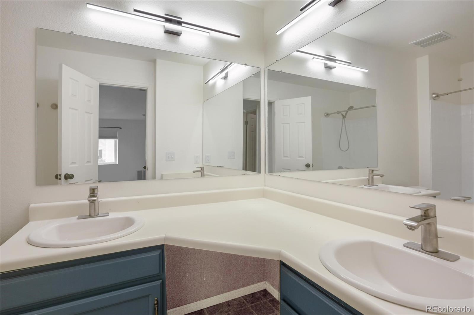 MLS Image #6 for 3600 s pierce street 5-103,denver, Colorado