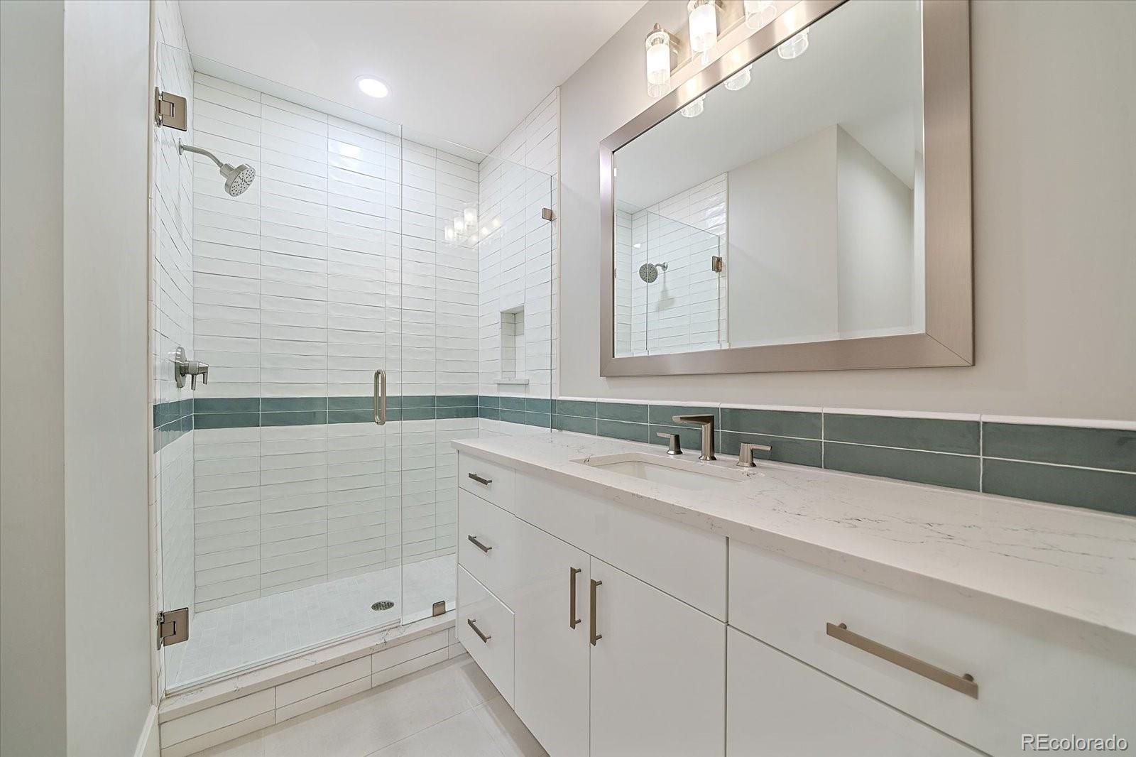 MLS Image #42 for 1975 s gilpin street,denver, Colorado