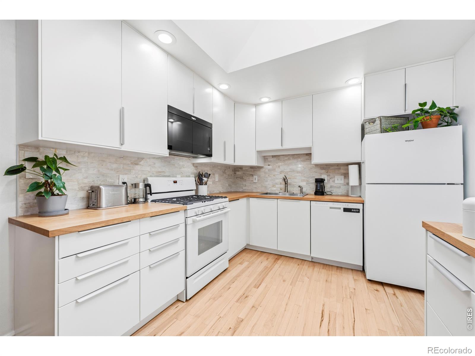 MLS Image #4 for 1050  miami way,boulder, Colorado