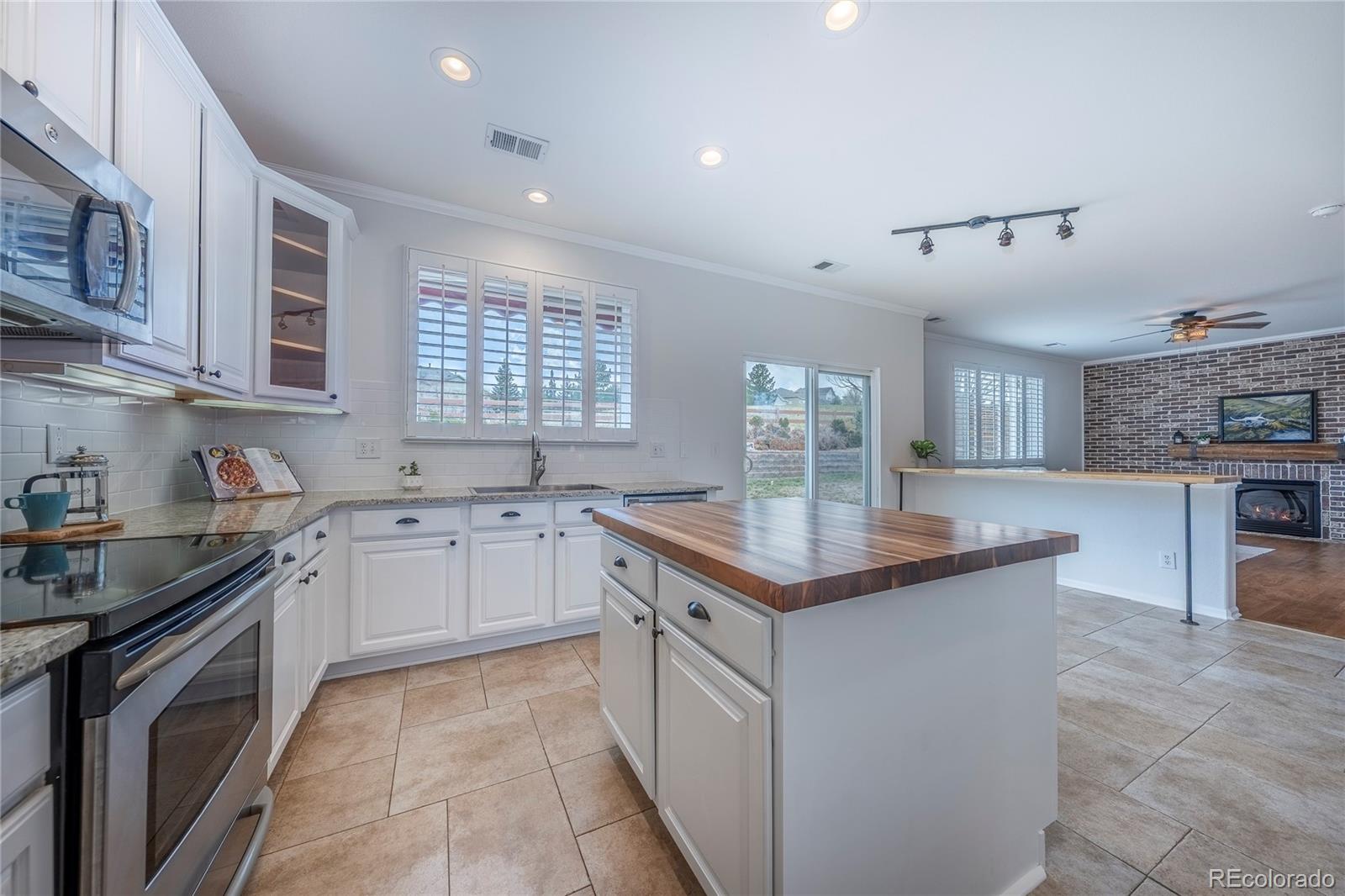 MLS Image #20 for 16570 e hollow horn avenue,parker, Colorado