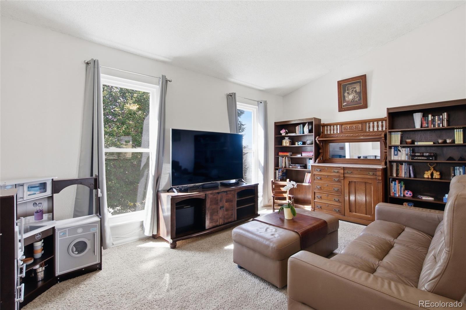 MLS Image #8 for 19959 e cornell avenue,aurora, Colorado