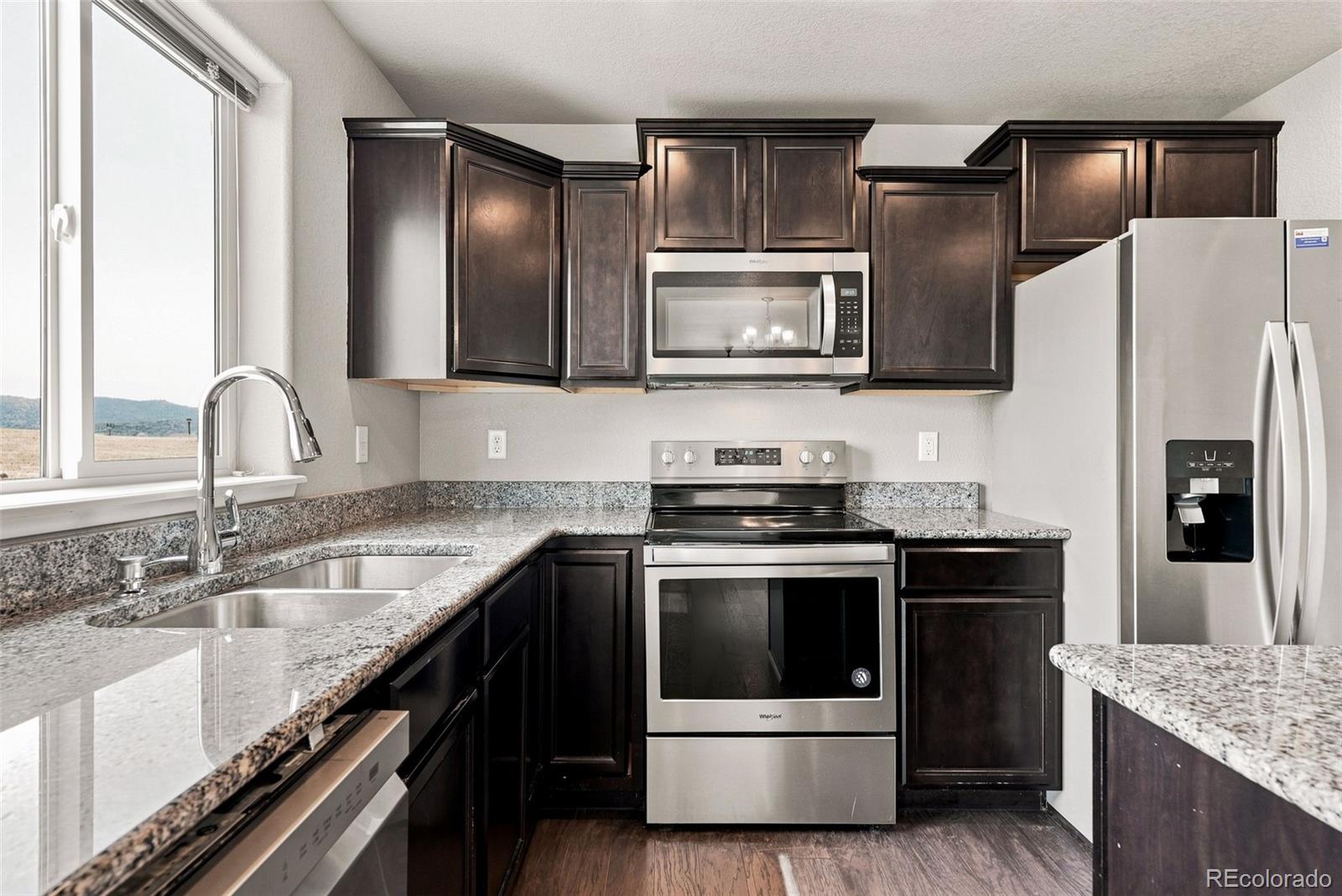 MLS Image #17 for 2063  tabor street,berthoud, Colorado