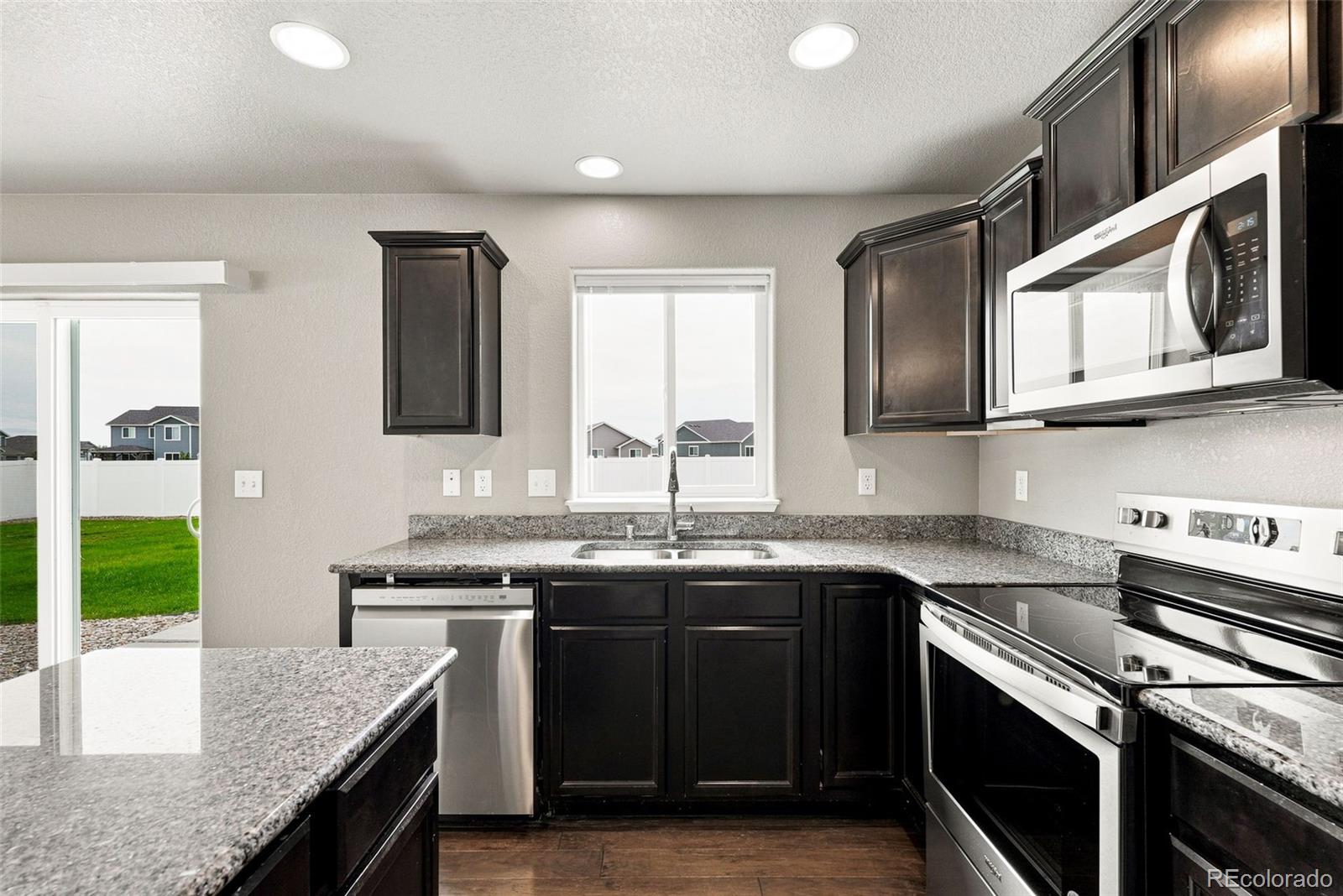 MLS Image #20 for 2063  tabor street,berthoud, Colorado