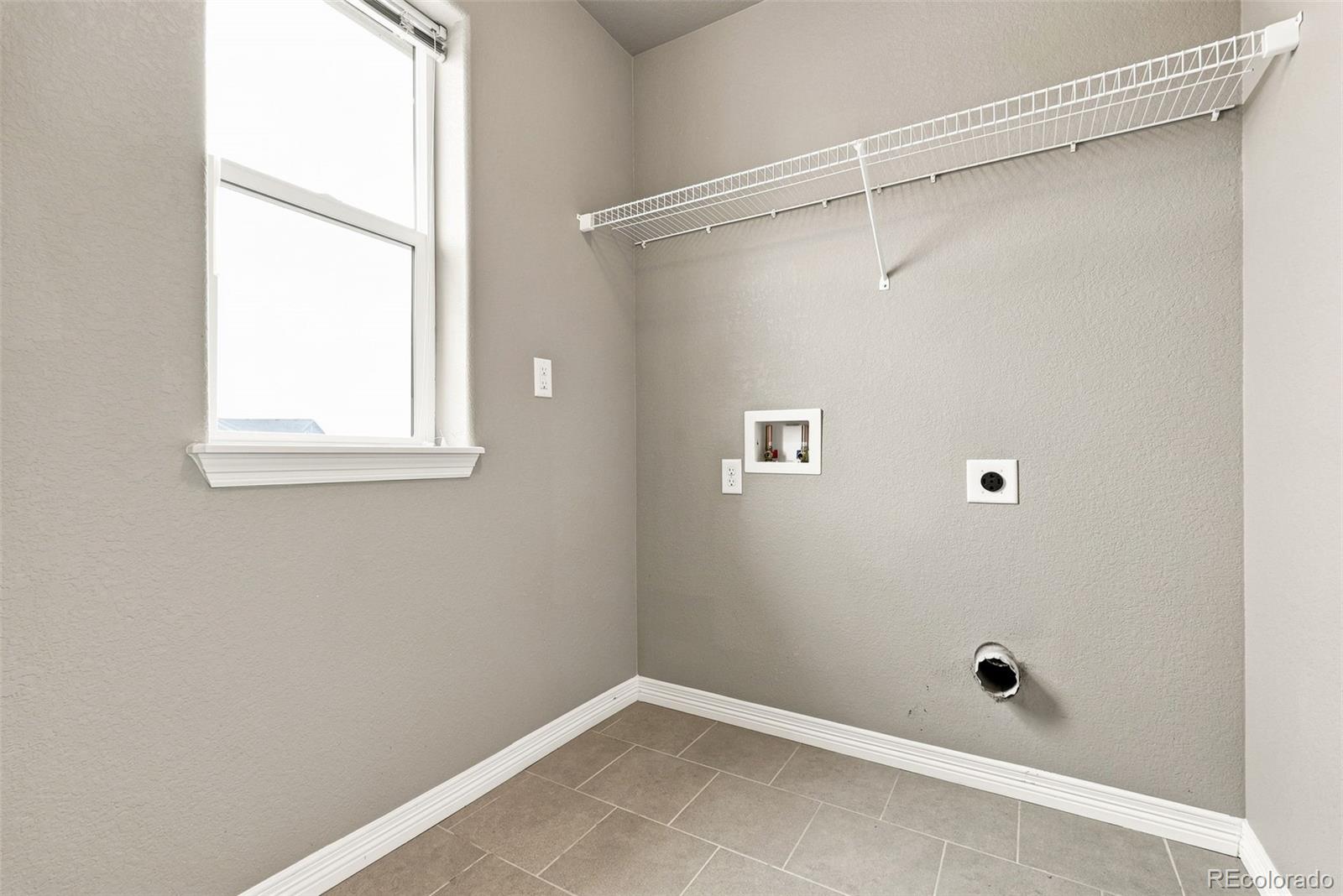 MLS Image #32 for 2063  tabor street,berthoud, Colorado
