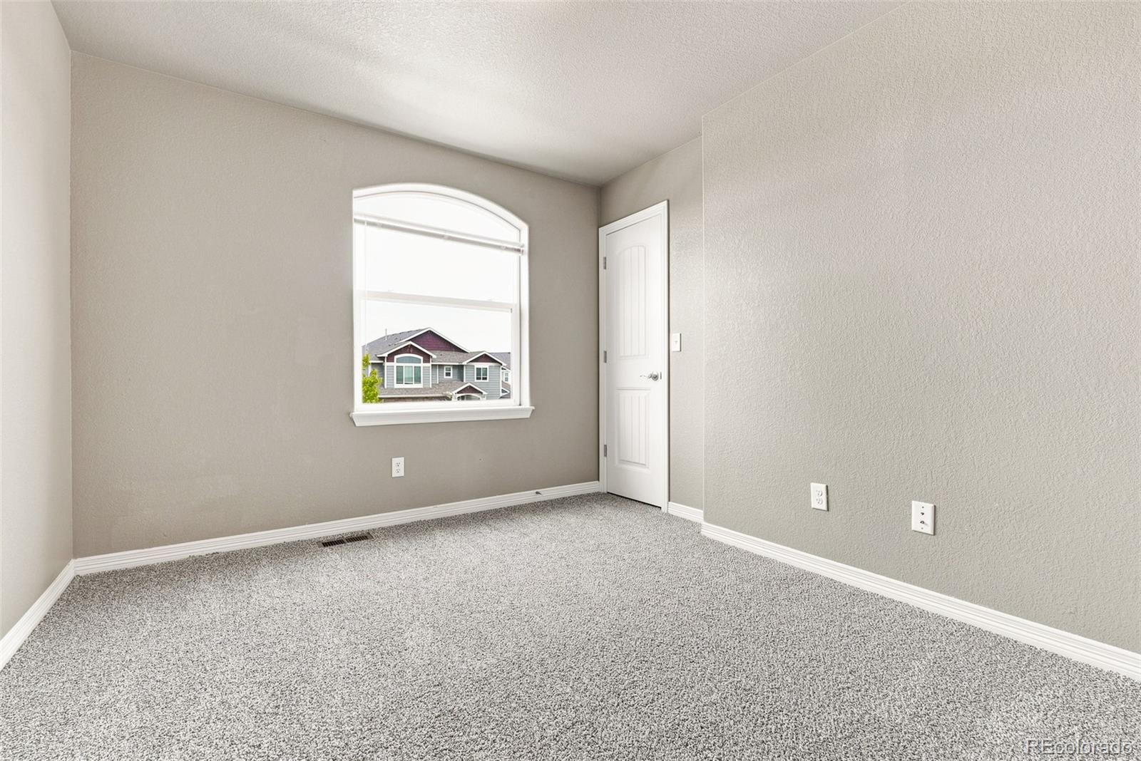 MLS Image #33 for 2063  tabor street,berthoud, Colorado