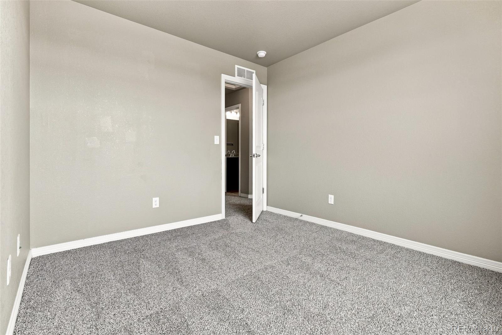 MLS Image #34 for 2063  tabor street,berthoud, Colorado