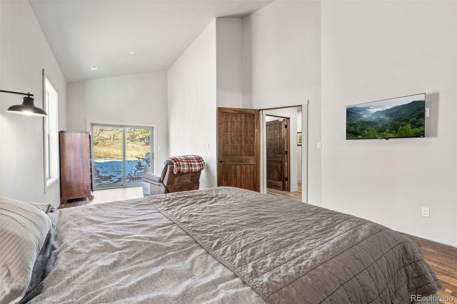 MLS Image #20 for 2270  pikes peak drive,florissant, Colorado
