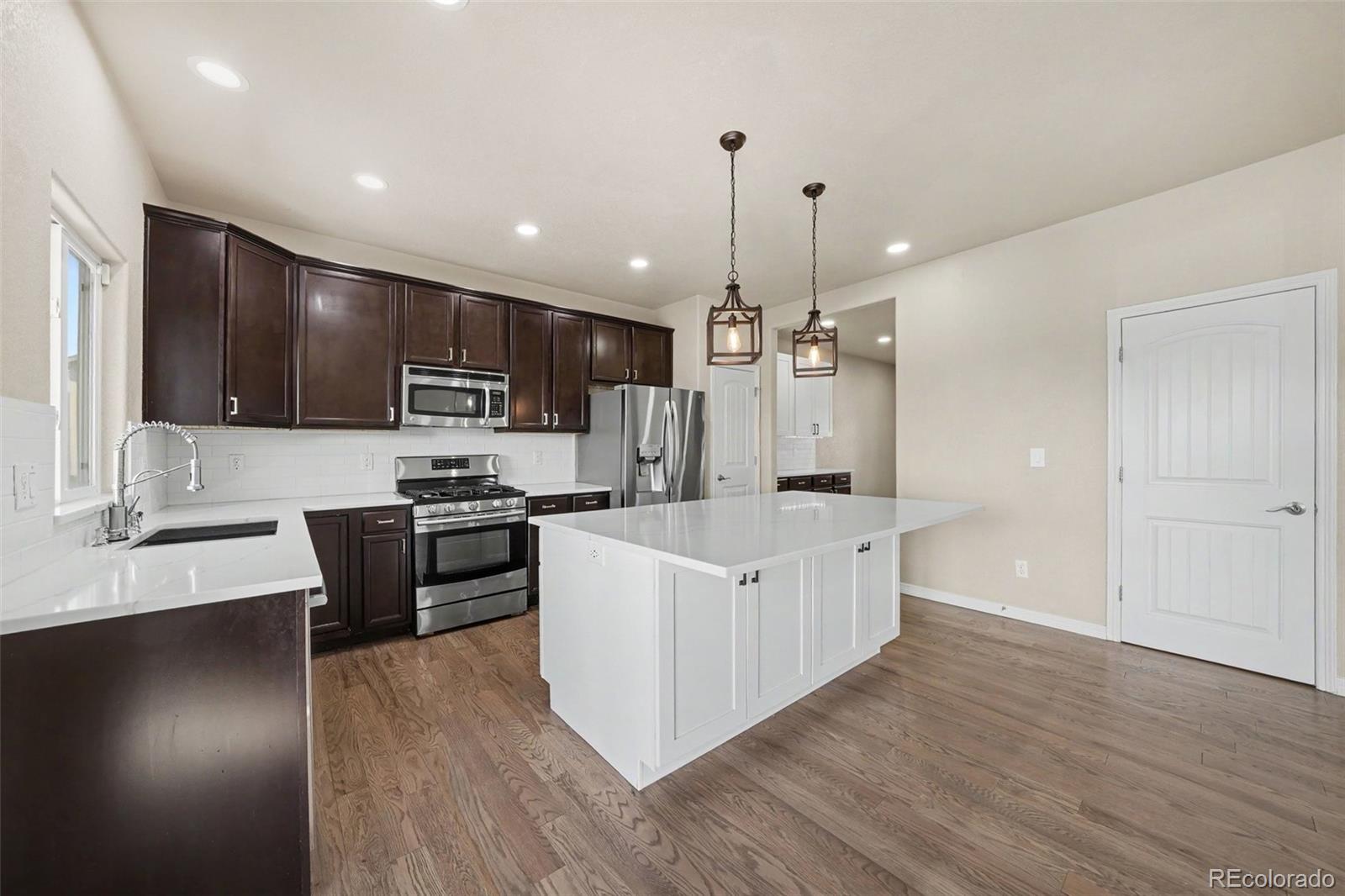 MLS Image #6 for 803  deschutes drive,colorado springs, Colorado
