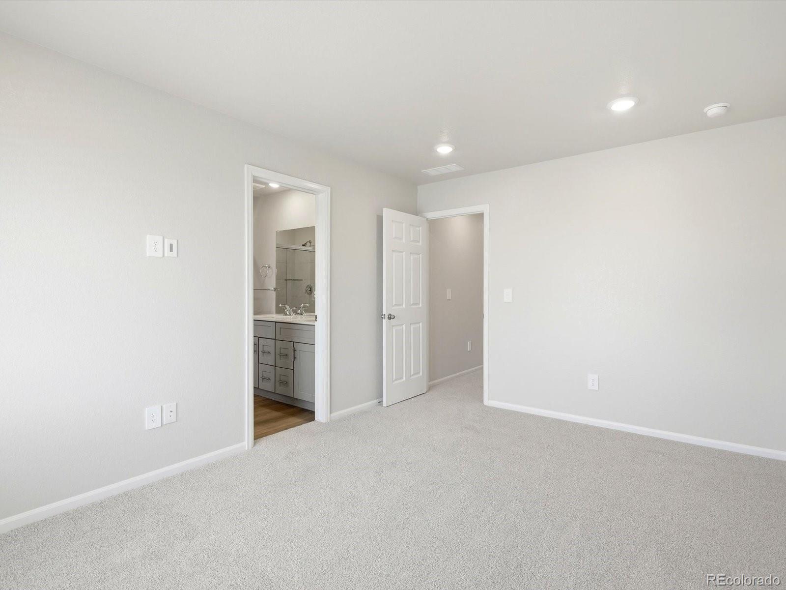 MLS Image #17 for 2213 e 164th avenue,thornton, Colorado
