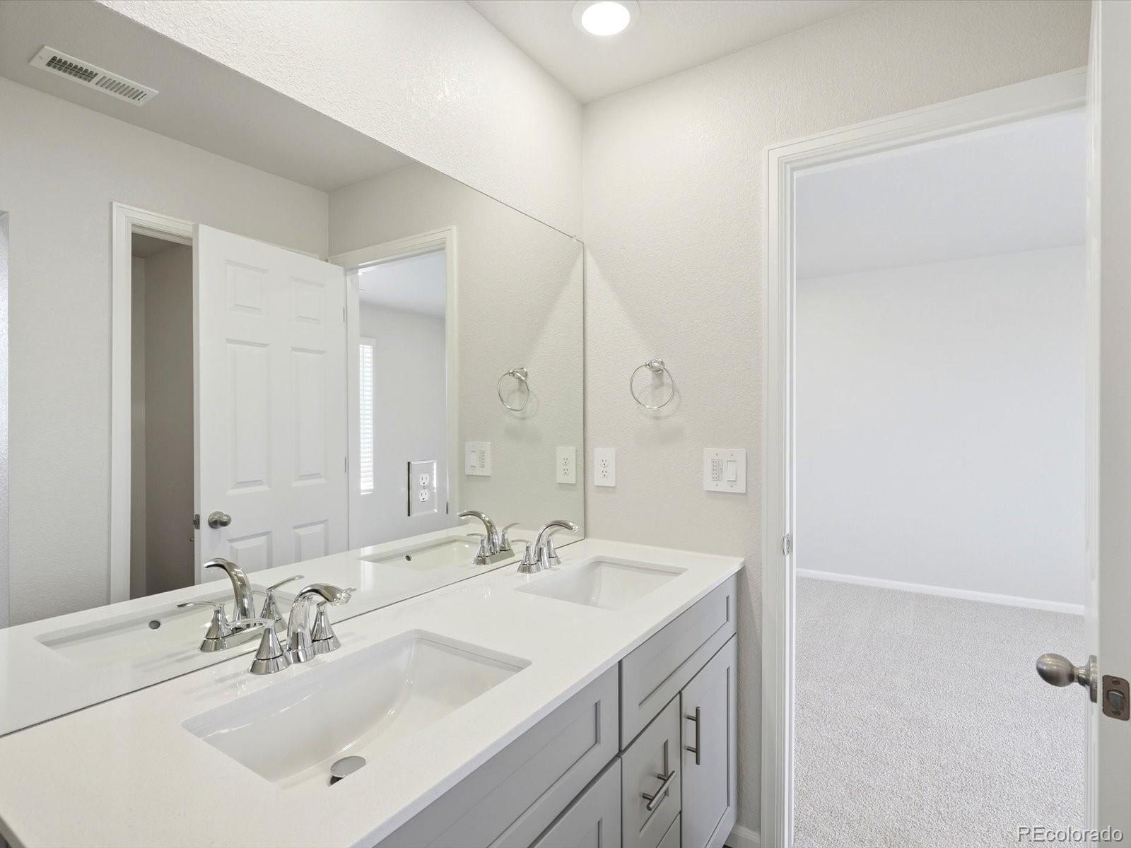 MLS Image #19 for 2213 e 164th avenue,thornton, Colorado