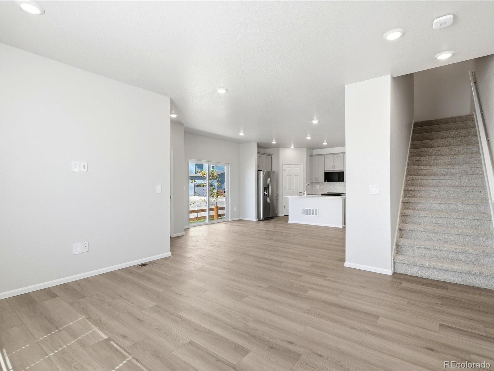 MLS Image #4 for 2213 e 164th avenue,thornton, Colorado