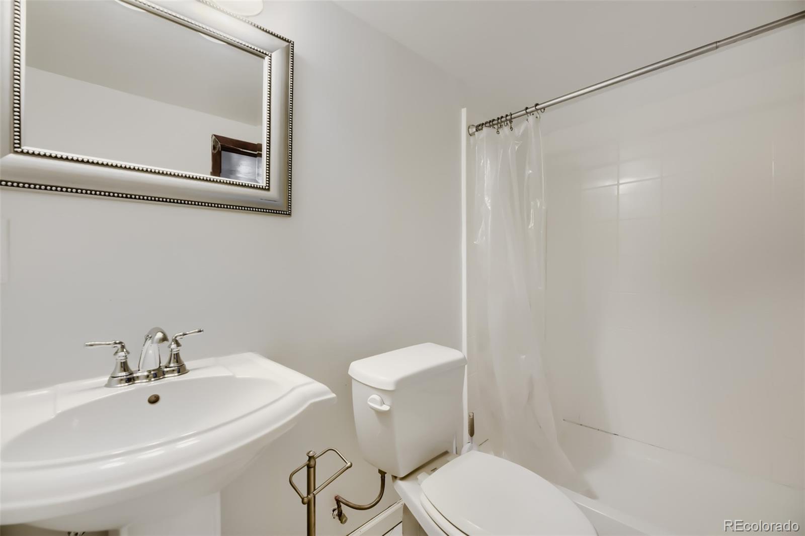 MLS Image #10 for 2446 s vaughn way,aurora, Colorado