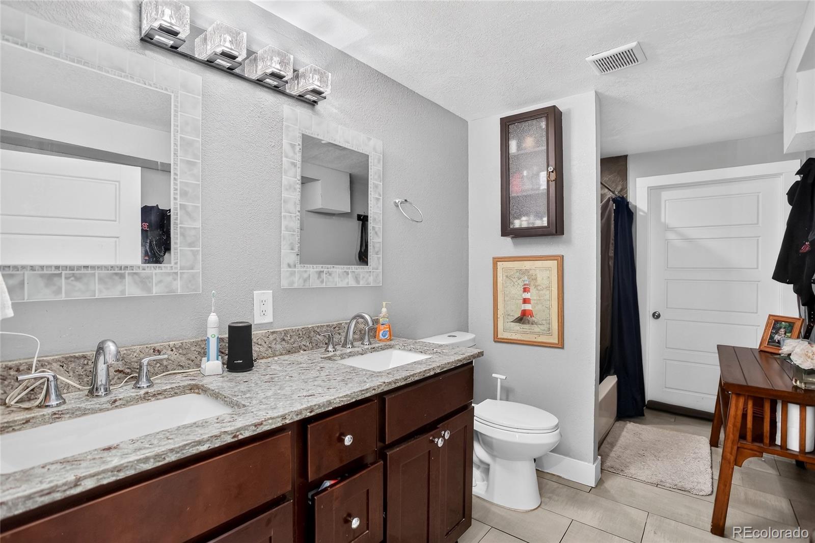 MLS Image #22 for 3323 n steele street,denver, Colorado