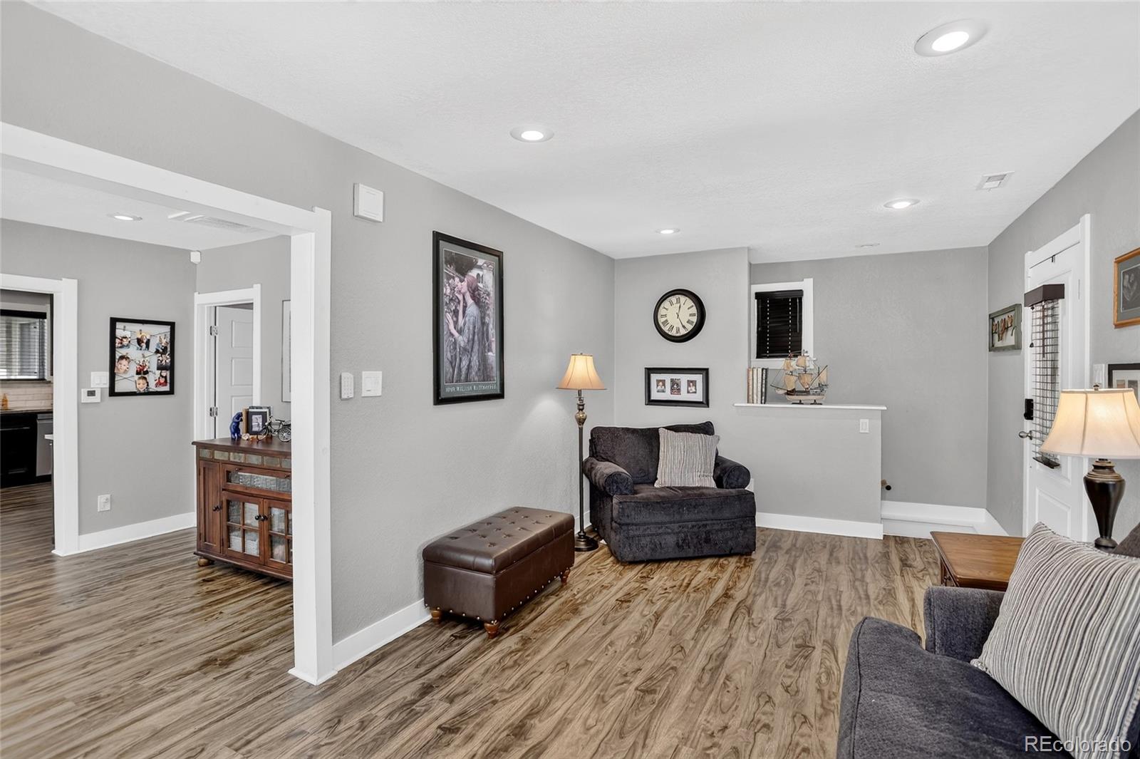 MLS Image #8 for 3323 n steele street,denver, Colorado