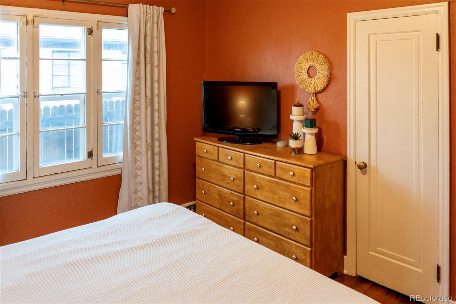 MLS Image #10 for 2678  colorado boulevard,denver, Colorado