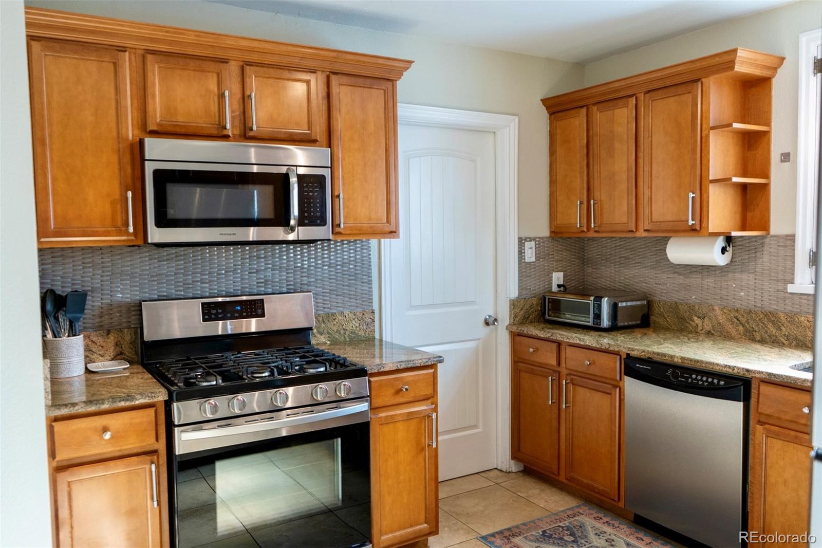 MLS Image #6 for 2678  colorado boulevard,denver, Colorado