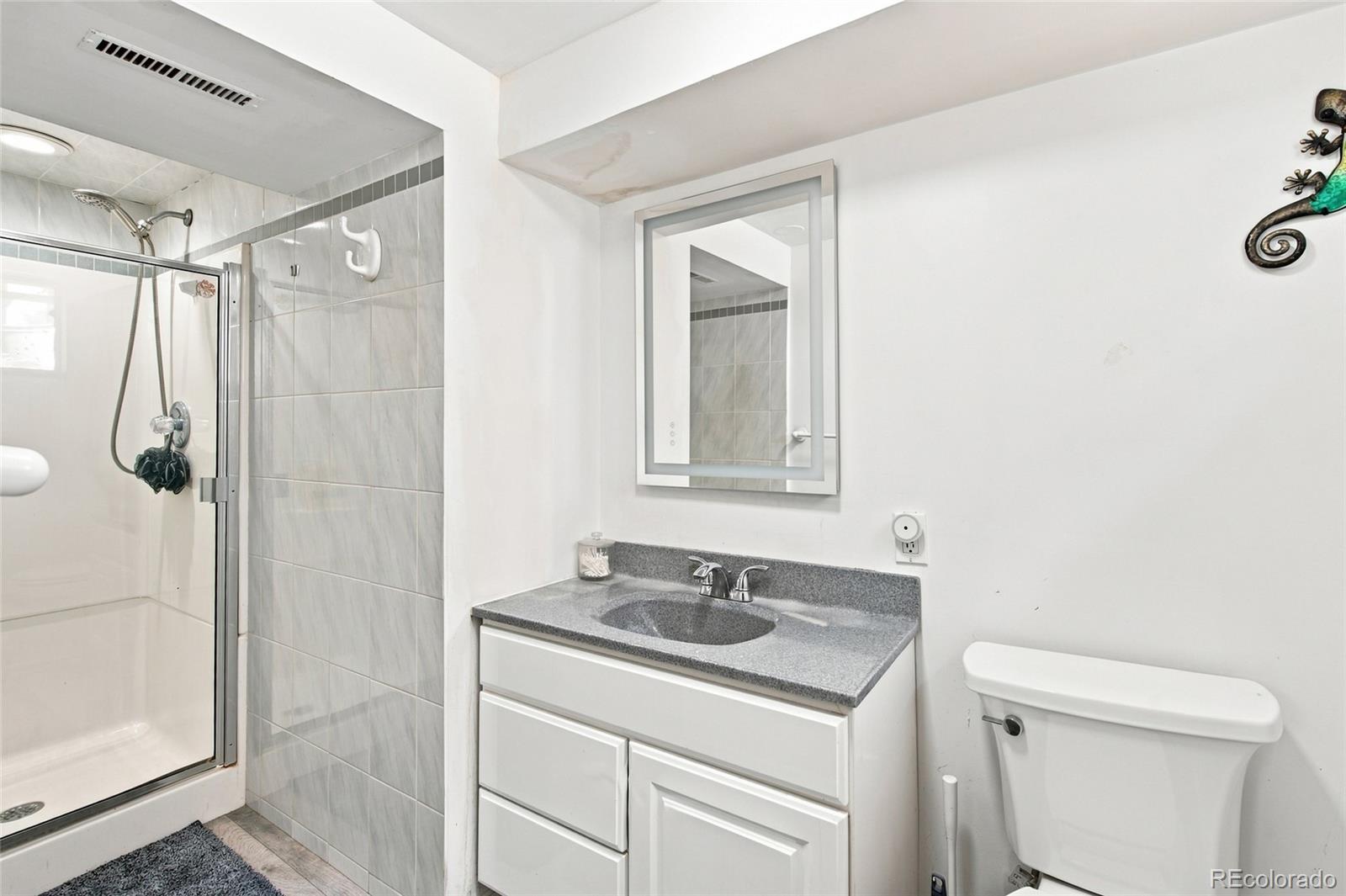 MLS Image #16 for 1640 s julian way,denver, Colorado