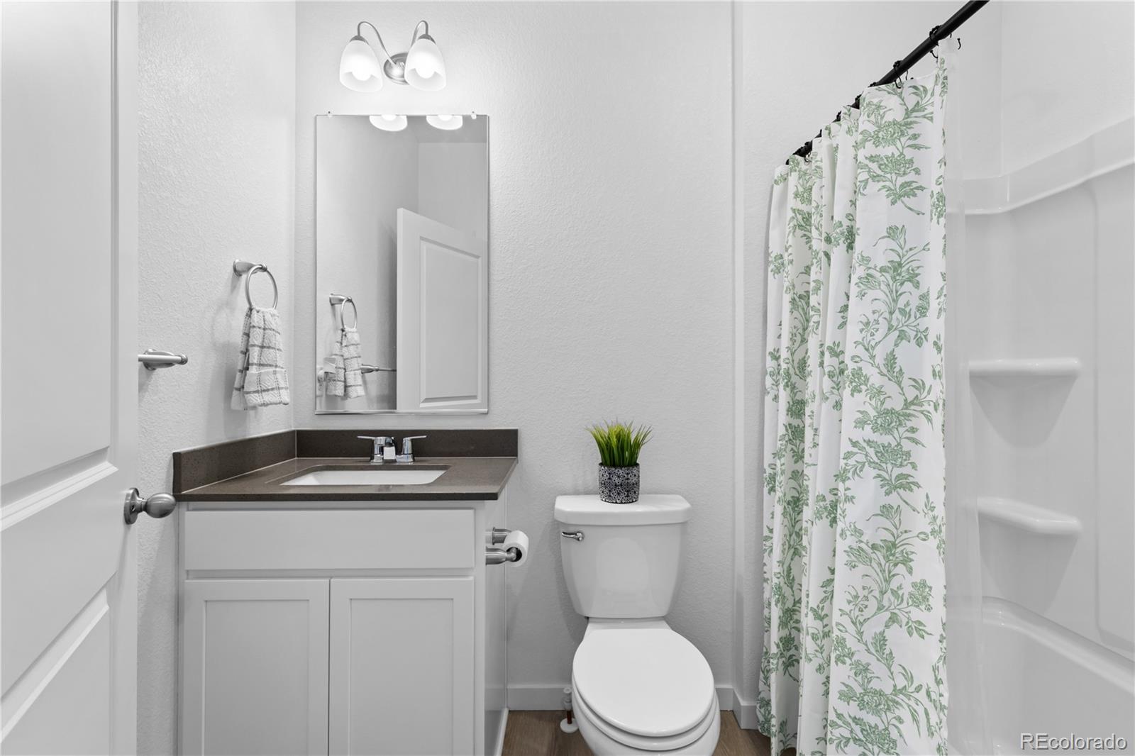 MLS Image #17 for 840 n clubview street,watkins, Colorado