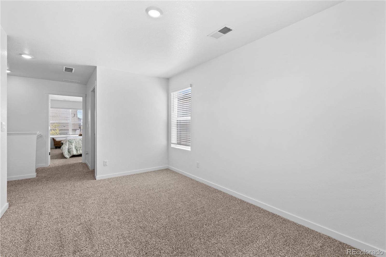 MLS Image #24 for 840 n clubview street,watkins, Colorado
